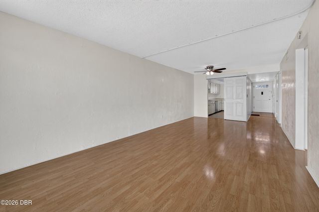 118 S Halifax Ave Apt 404, Daytona Beach, FL 32118