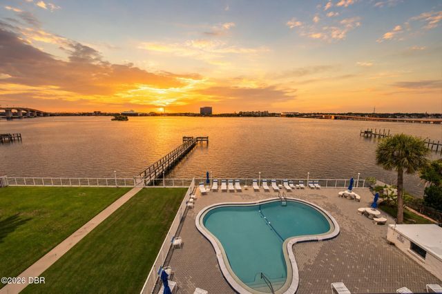 118 S Halifax Ave Apt 404, Daytona Beach, FL 32118