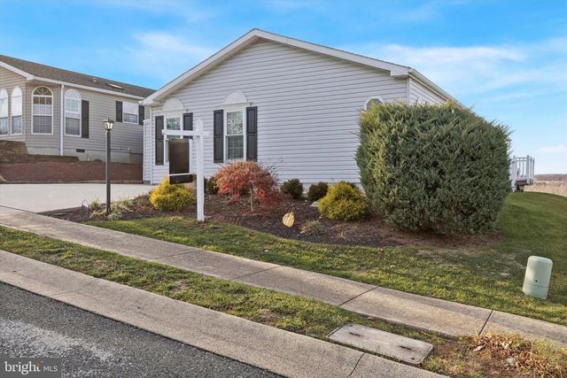 1077 SCENIC VIEW DR, Schwenksville, PA 19473