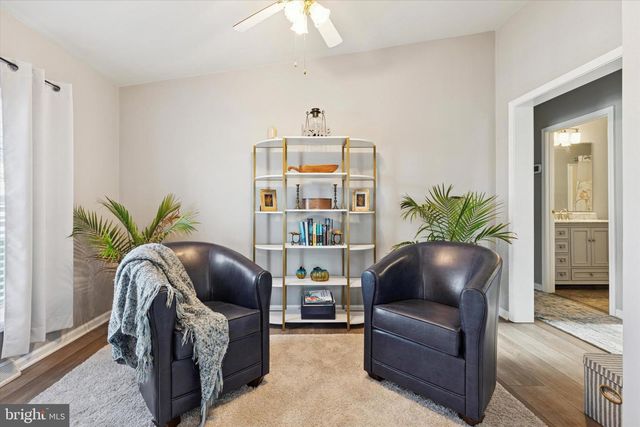 1077 SCENIC VIEW DR, Schwenksville, PA 19473