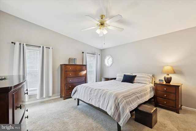 1077 SCENIC VIEW DR, Schwenksville, PA 19473