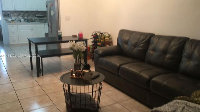4689 NW 9th Street 109, Miami, FL 33126