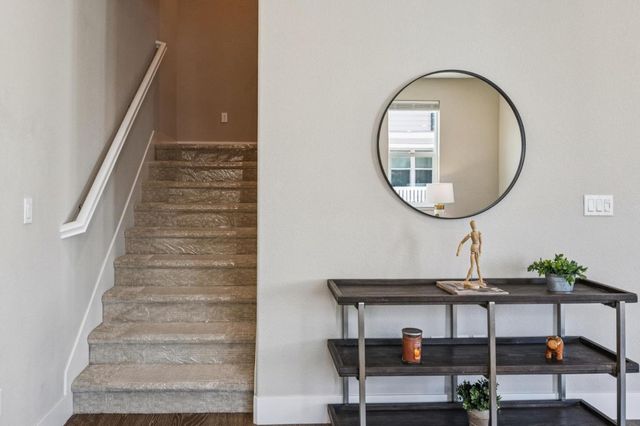 21 Tidal Way, San Mateo, CA 94401