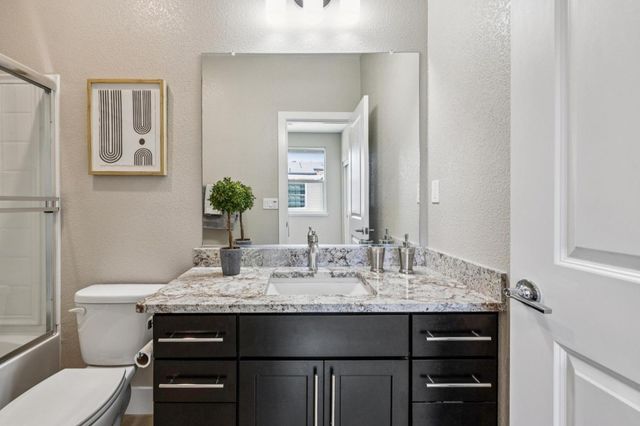 21 Tidal Way, San Mateo, CA 94401