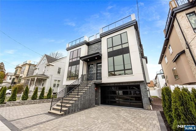 49 Lincoln Avenue, Cliffside Park, NJ 07010