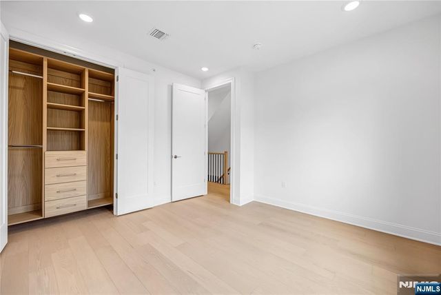 49 Lincoln Avenue, Cliffside Park, NJ 07010