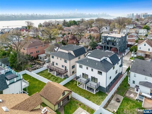 49 Lincoln Avenue, Cliffside Park, NJ 07010