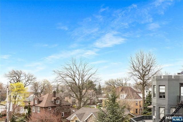 49 Lincoln Avenue, Cliffside Park, NJ 07010