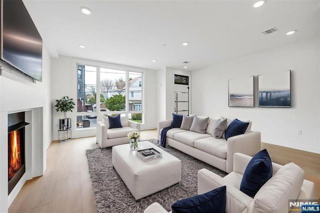 49 Lincoln Avenue, Cliffside Park, NJ 07010