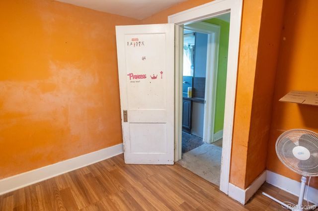 16893 Hauss Avenue, Eastpointe, MI 48021