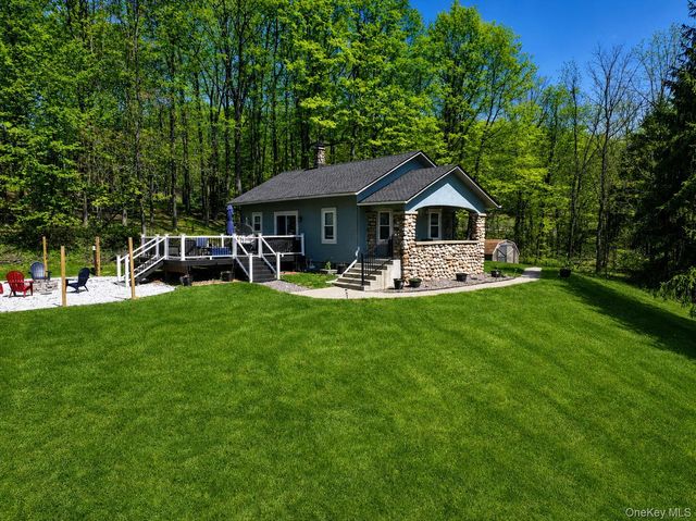 33 Horton Road, Bloomingburg, NY 12721