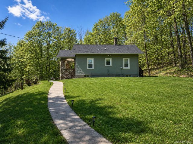 33 Horton Road, Bloomingburg, NY 12721