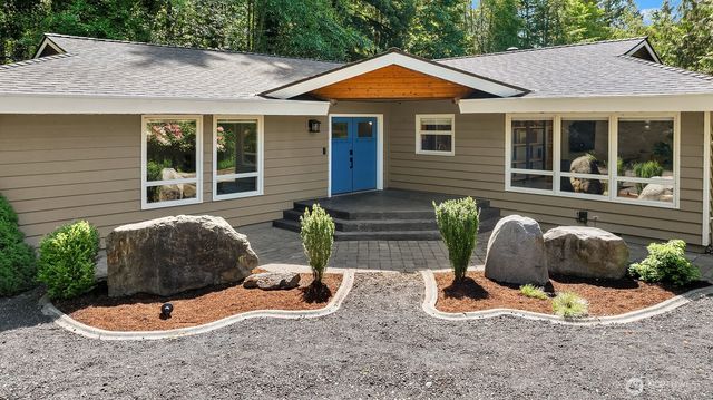 20830 236th Ave SE, Maple Valley, WA 98038