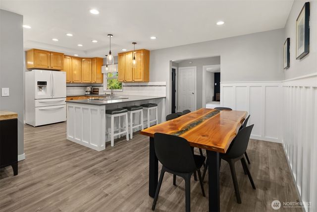20830 236th Ave SE, Maple Valley, WA 98038