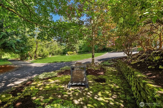 20830 236th Ave SE, Maple Valley, WA 98038