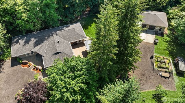 20830 236th Ave SE, Maple Valley, WA 98038