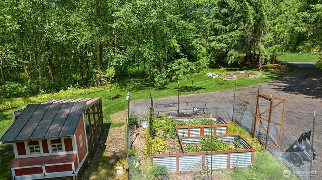 20830 236th Ave SE, Maple Valley, WA 98038