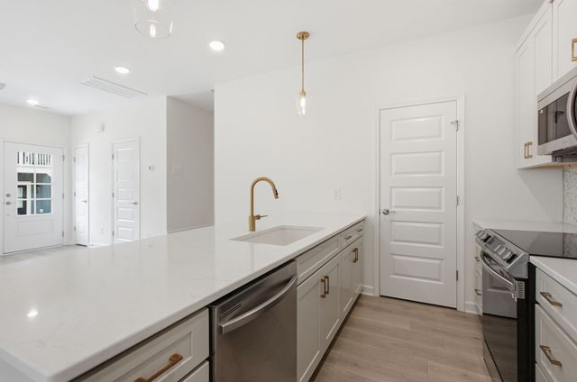 413 Drakes Way, Spring Hill, TN 37174