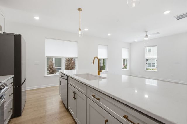 413 Drakes Way, Spring Hill, TN 37174