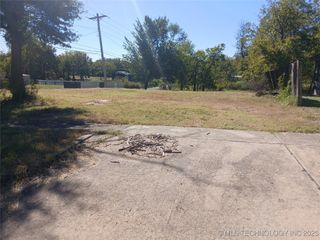 304 W Monroe Avenue, Mcalester, OK 74501