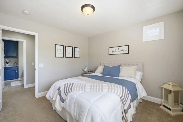 1260 Brook View Court, Hollister, CA 95023