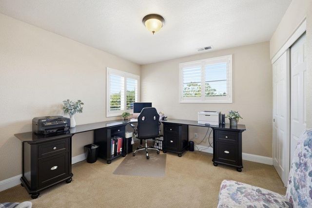 1260 Brook View Court, Hollister, CA 95023