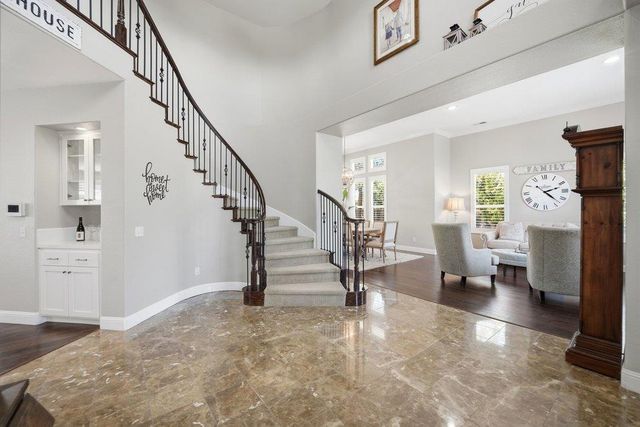 1260 Brook View Court, Hollister, CA 95023