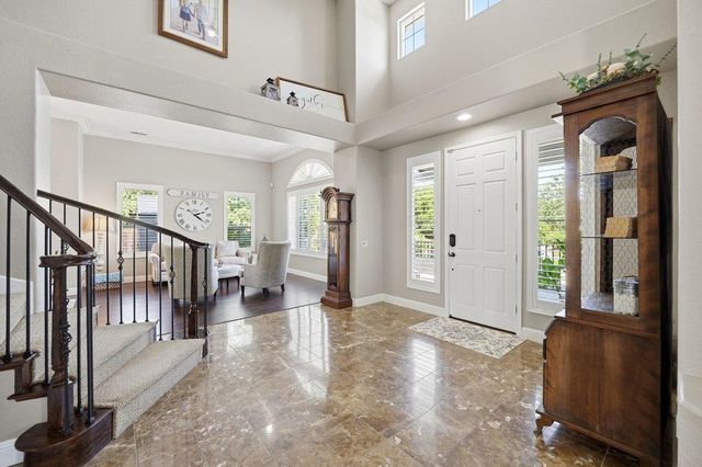 1260 Brook View Court, Hollister, CA 95023