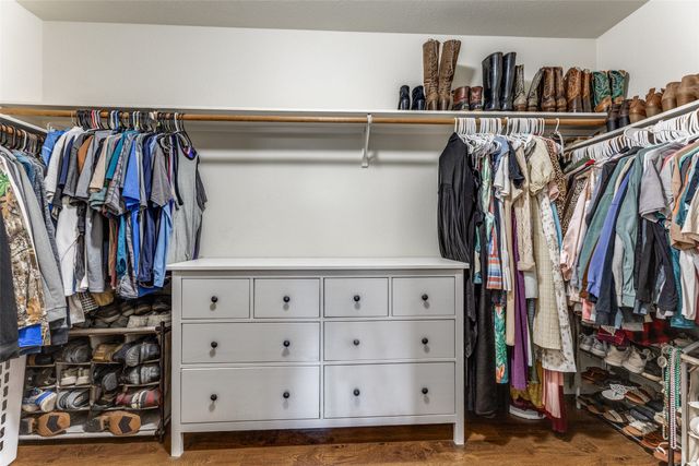 165 Buffalo Ridge Drive, Newark, TX 76071