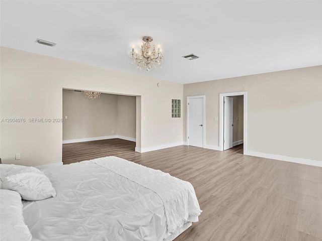 12904 Banyan Rd, North Miami, FL 33181