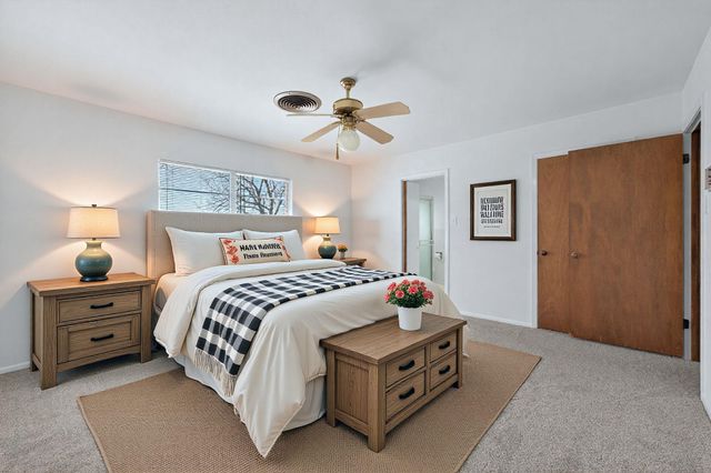 514 Hospital BLVD, Floresville, TX 78114