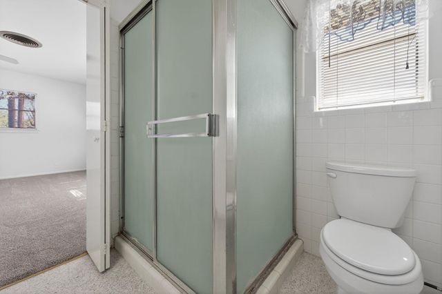 514 Hospital BLVD, Floresville, TX 78114