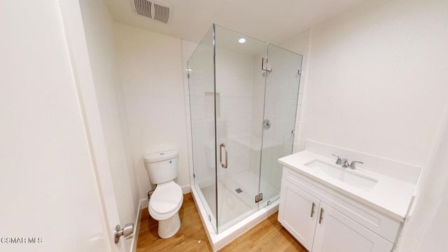 971 Calle Nogal B, Thousand Oaks, CA 91360