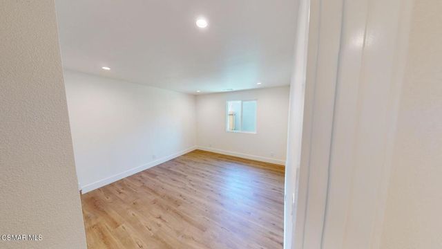 971 Calle Nogal B, Thousand Oaks, CA 91360