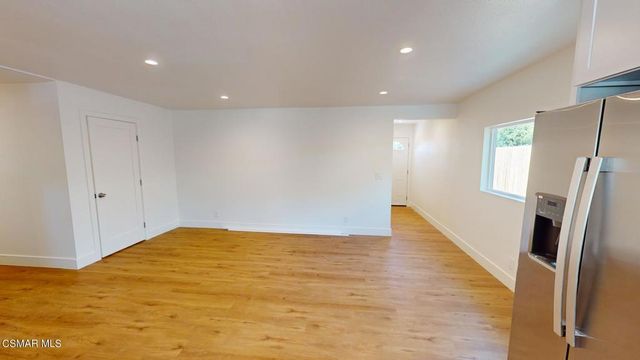 971 Calle Nogal B, Thousand Oaks, CA 91360