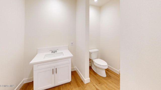 971 Calle Nogal B, Thousand Oaks, CA 91360