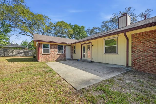 3 Krivik Court, Fort Walton Beach, FL 32547