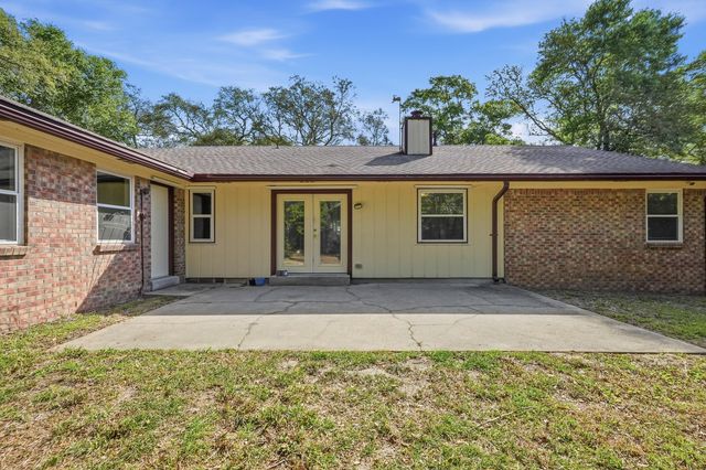 3 Krivik Court, Fort Walton Beach, FL 32547