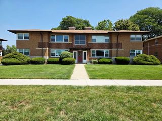 1431 BALMORAL Avenue 2S, Westchester, IL 60154