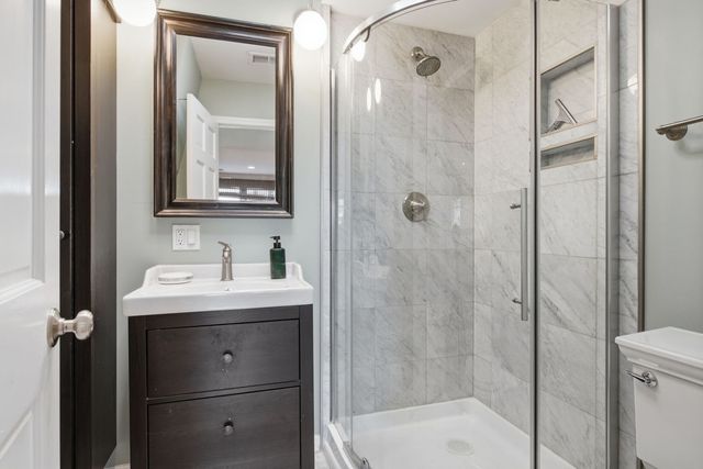 460 Trinity Court, Buffalo Grove, IL 60089