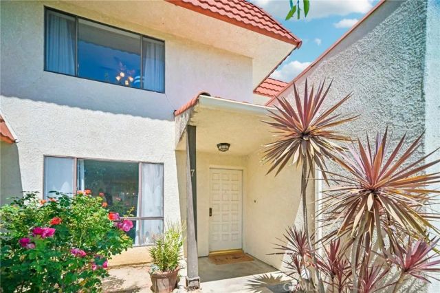 9950 Reseda Boulevard 7, Northridge, CA 91324