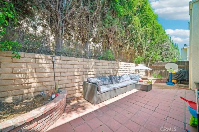 9950 Reseda Boulevard 7, Northridge, CA 91324