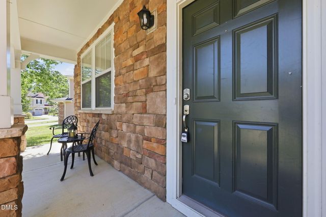 635 Piper Stream Circle, Cary, NC 27519