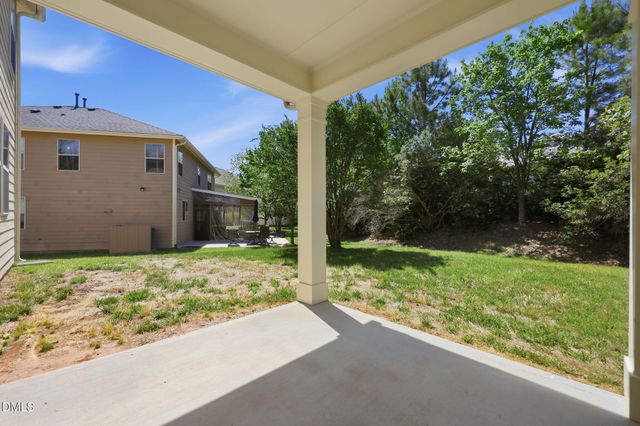 635 Piper Stream Circle, Cary, NC 27519