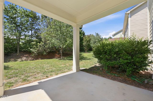 635 Piper Stream Circle, Cary, NC 27519