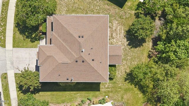 635 Piper Stream Circle, Cary, NC 27519