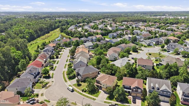 635 Piper Stream Circle, Cary, NC 27519