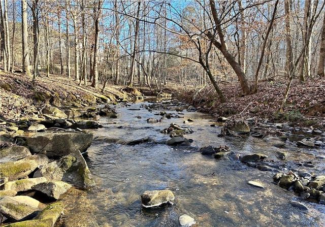 8555 Woodland Brooke Trail, Cumming, GA 30028