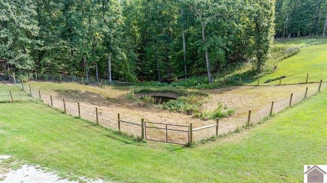 14396 South Rd, Cadiz, KY 42211