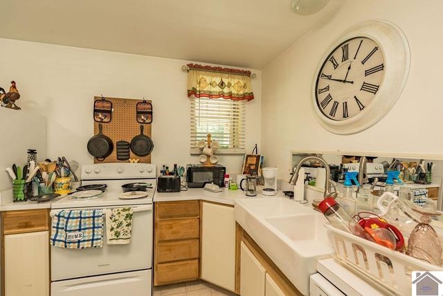 14396 South Rd, Cadiz, KY 42211